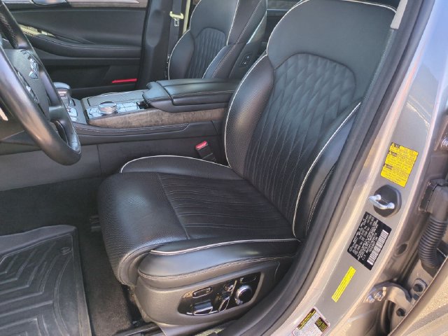 Used 2021 Genesis G90 3.3T Premium AWD/4WD image 12