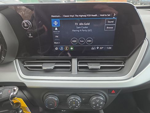 Used 2026 Chevrolet Trax LS image 25