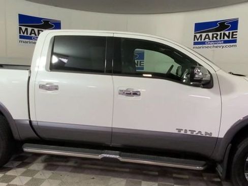 Used 2024 Nissan Titan Platinum Reserve w/ Moonroof Package AWD/4WD image 3