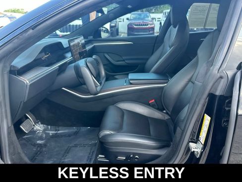 Used 2023 Tesla Model S AWD/4WD image 10