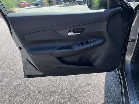 New 2026 Nissan Sentra SV w/ SV Convenience Package FWD image 14