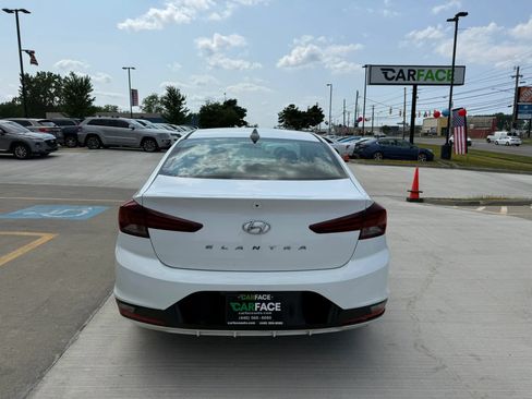 Used 2019 Hyundai Elantra SEL w/ Cargo Package FWD image 10