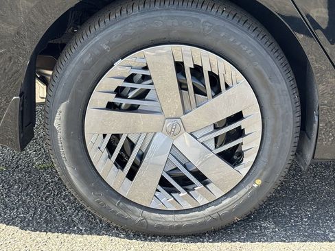 New 2026 Nissan Sentra S w/ Floor Mat Package FWD image 7