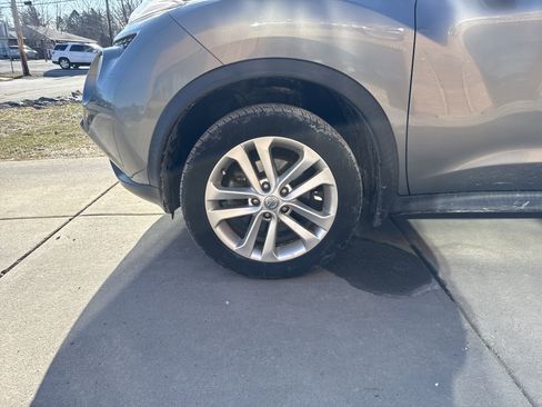 Used 2015 Nissan Juke SL image 10