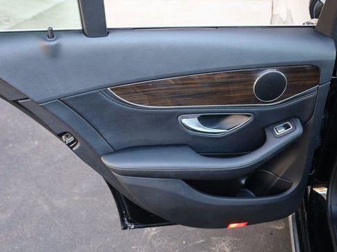 Used 2015 Mercedes-Benz C 300 Sedan image 16