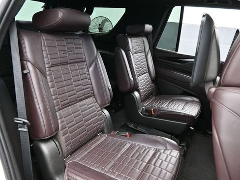 Used 2021 Cadillac Escalade Sport Platinum w/ LPO, ONYX Package AWD/4WD image 59
