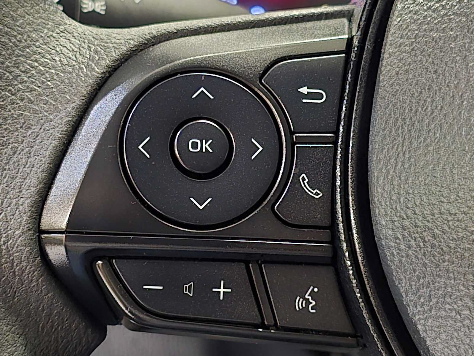 Used 2020 Toyota RAV4 LE w/ All Weather Liner Package FWD image 19