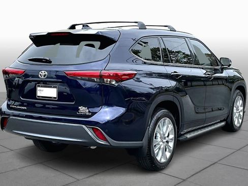 Used 2021 Toyota Highlander Limited image 13
