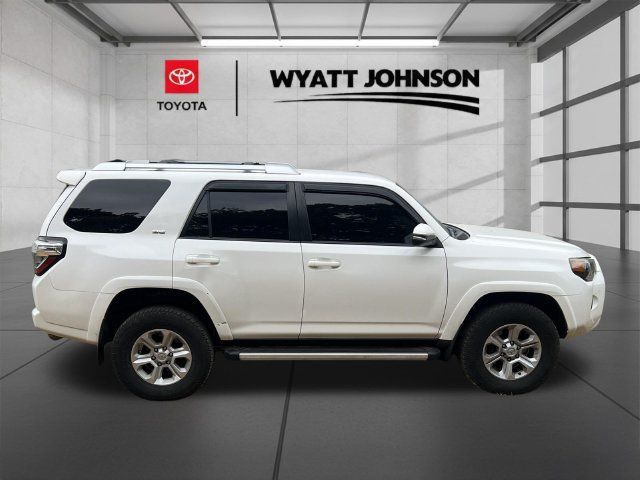 Used 2018 Toyota 4Runner SR5 Premium AWD/4WD image 6