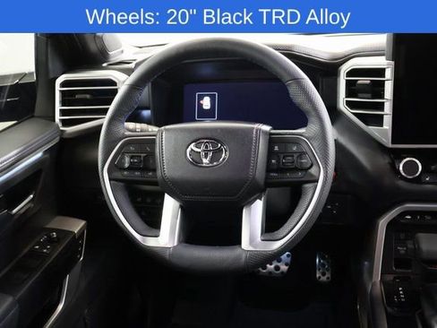 Used 2025 Toyota Sequoia Platinum AWD/4WD image 15