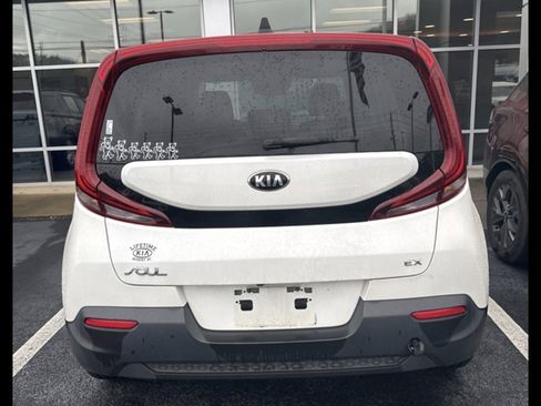 Used 2020 Kia Soul EX image 5