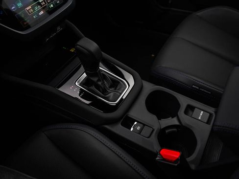 New 2025 Subaru Forester Limited image 27