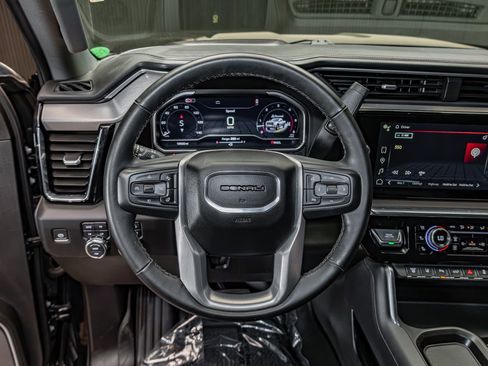 Used 2024 GMC Sierra 3500 Denali w/ Denali Reserve Package image 19