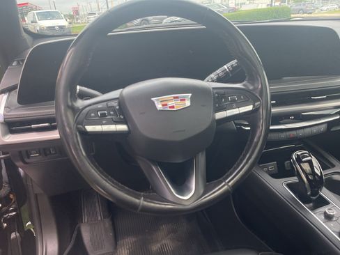 Used 2024 Cadillac XT4 Premium Luxury AWD/4WD image 19