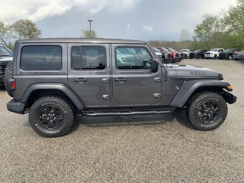 Used 2022 Jeep Wrangler Unlimited Sport image 13