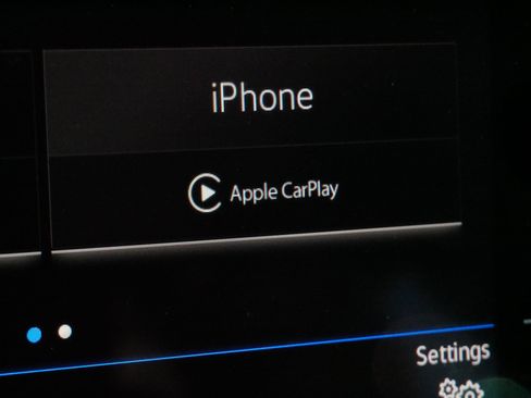 Used 2022 Volkswagen Tiguan SE image 31