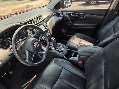 Used 2018 Nissan Rogue Sport SL FWD image 20