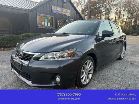 Used 2011 Lexus CT 200h image 1