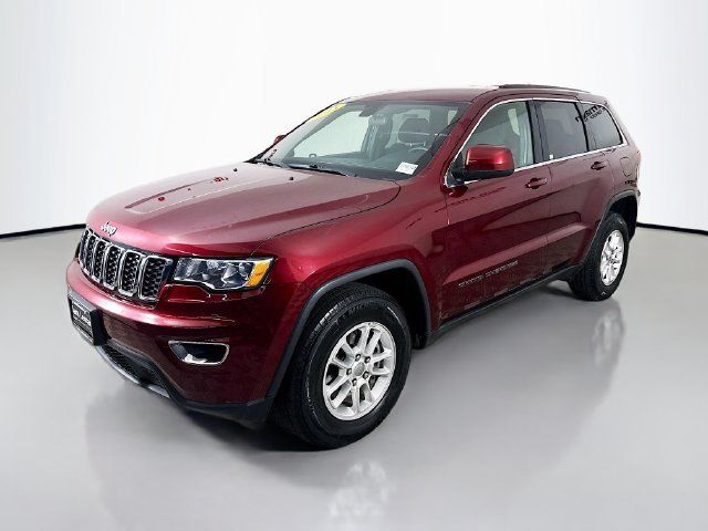 Used 2018 Jeep Grand Cherokee Laredo AWD/4WD image 3