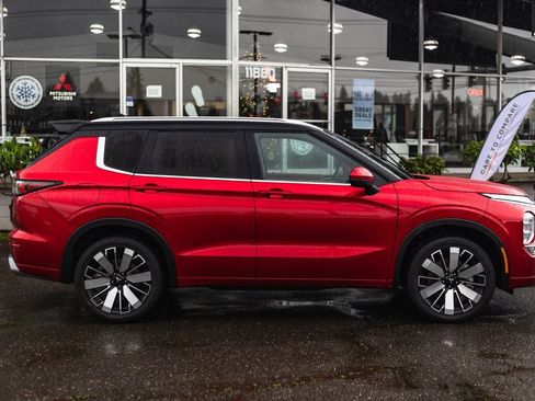 New 2026 Mitsubishi Outlander SEL image 7