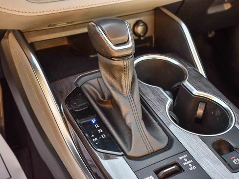 Used 2022 Toyota Highlander Platinum image 18