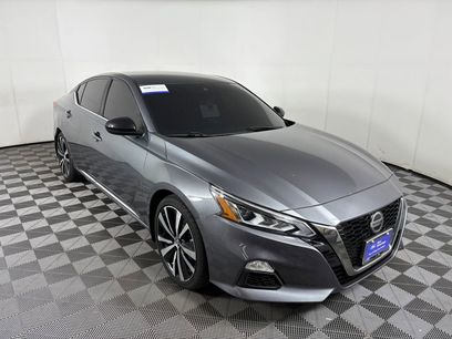 Used 2020 Nissan Altima 2.5 SR