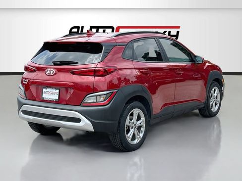 Used 2023 Hyundai Kona SEL FWD image 7
