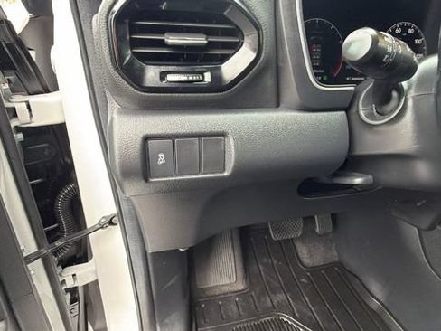 Used 2025 Honda Pilot Sport image 30
