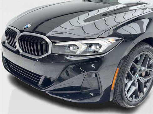 Used 2025 BMW 330i Sedan image 5