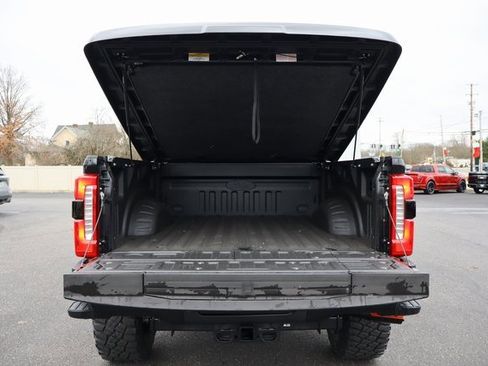 New 2026 Ford F250 Lariat w/ Black Appearance Package image 19