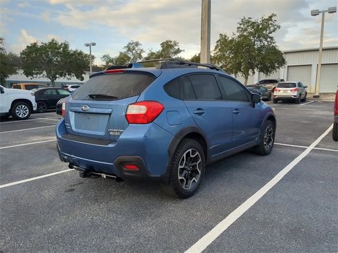 Used 2017 Subaru Crosstrek 2.0i Limited image 5