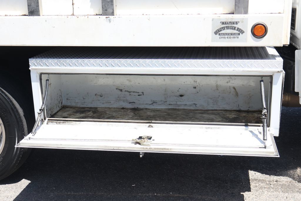 Used 2020 Ford F550 Luxury RWD image 12