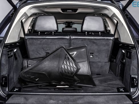 Used 2020 BMW X7 xDrive40i w/ Premium Package image 14