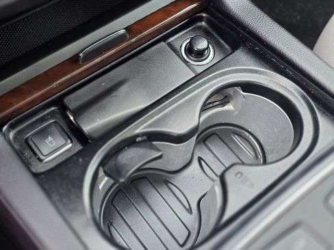 Used 2016 Mercedes-Benz GL 450 4MATIC image 37