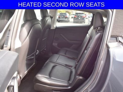 Used 2022 Tesla Model Y Long Range AWD/4WD image 5