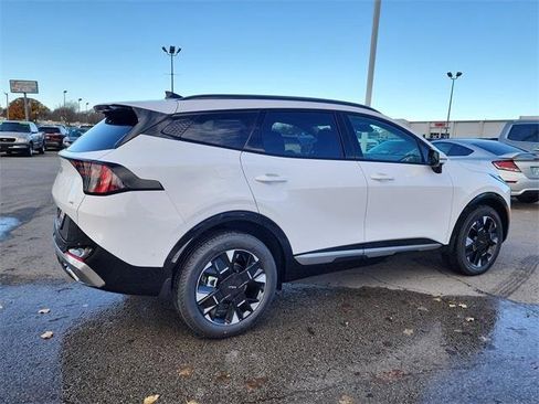 New 2026 Kia Sportage SX image 2