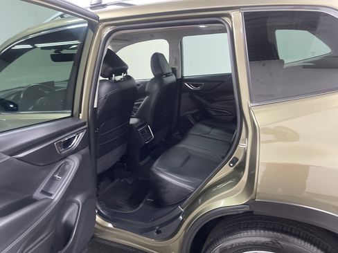 Used 2023 Subaru Forester Touring image 13