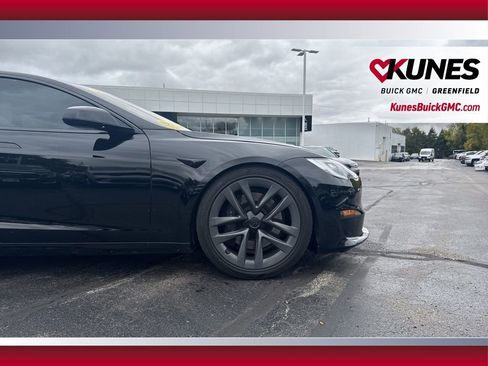 Used 2022 Tesla Model S Plaid image 17