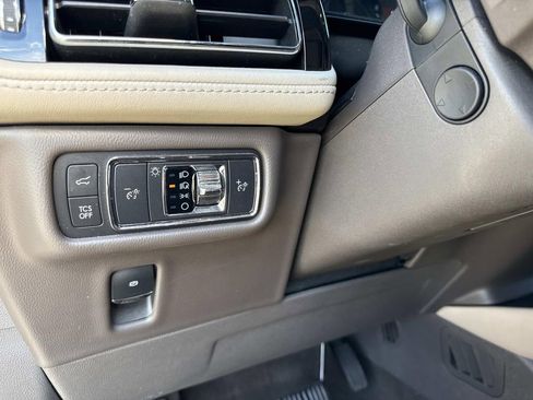 Certified 2022 Lincoln Nautilus Reserve image 31