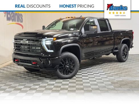 New 2026 Chevrolet Silverado 2500 LT w/ Trail Boss Package AWD/4WD image 1
