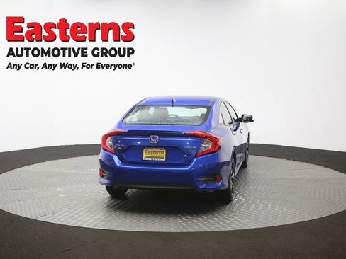 Used 2017 Honda Civic Touring image 38