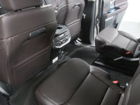 New 2025 Ford Expedition Platinum image 28