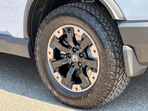 Certified 2026 Honda Passport TrailSport Elite image 9