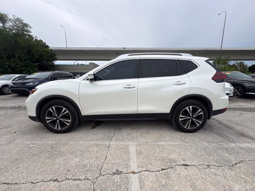 Used 2020 Nissan Rogue SV w/ Premium Package FWD image 6