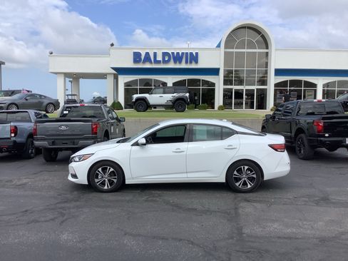 Used 2023 Nissan Sentra SV FWD image 4