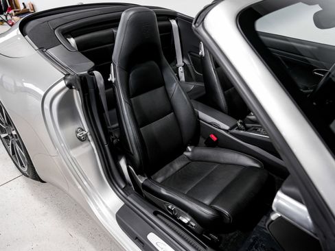 Used 2012 Porsche 911 Carrera image 27