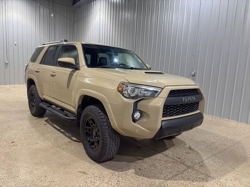 Used 2016 Toyota 4Runner TRD Pro image 9