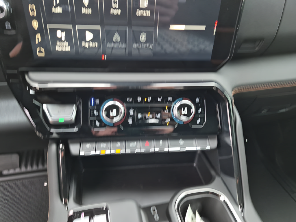 New 2026 GMC Sierra 1500 AT4 w/ AT4 Premium Package AWD/4WD image 24
