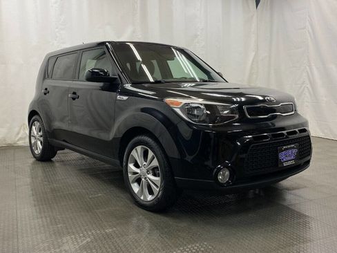Used 2016 Kia Soul + image 1