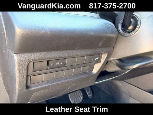 Used 2024 Mitsubishi Outlander SEL image 16